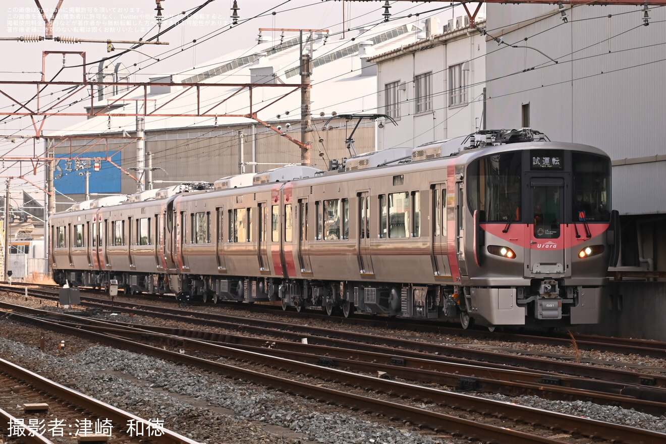 【JR西】227系H5編成+H6編成近畿車輛出場公式試運転の拡大写真