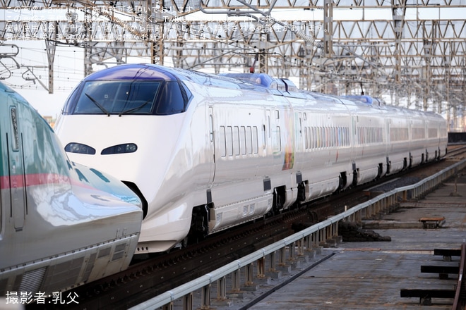 【JR東】荷物専用新幹線（はこビュン向け）に改造されたE3系L69編成とE5系U7編成が東京まで運転を不明で撮影した写真