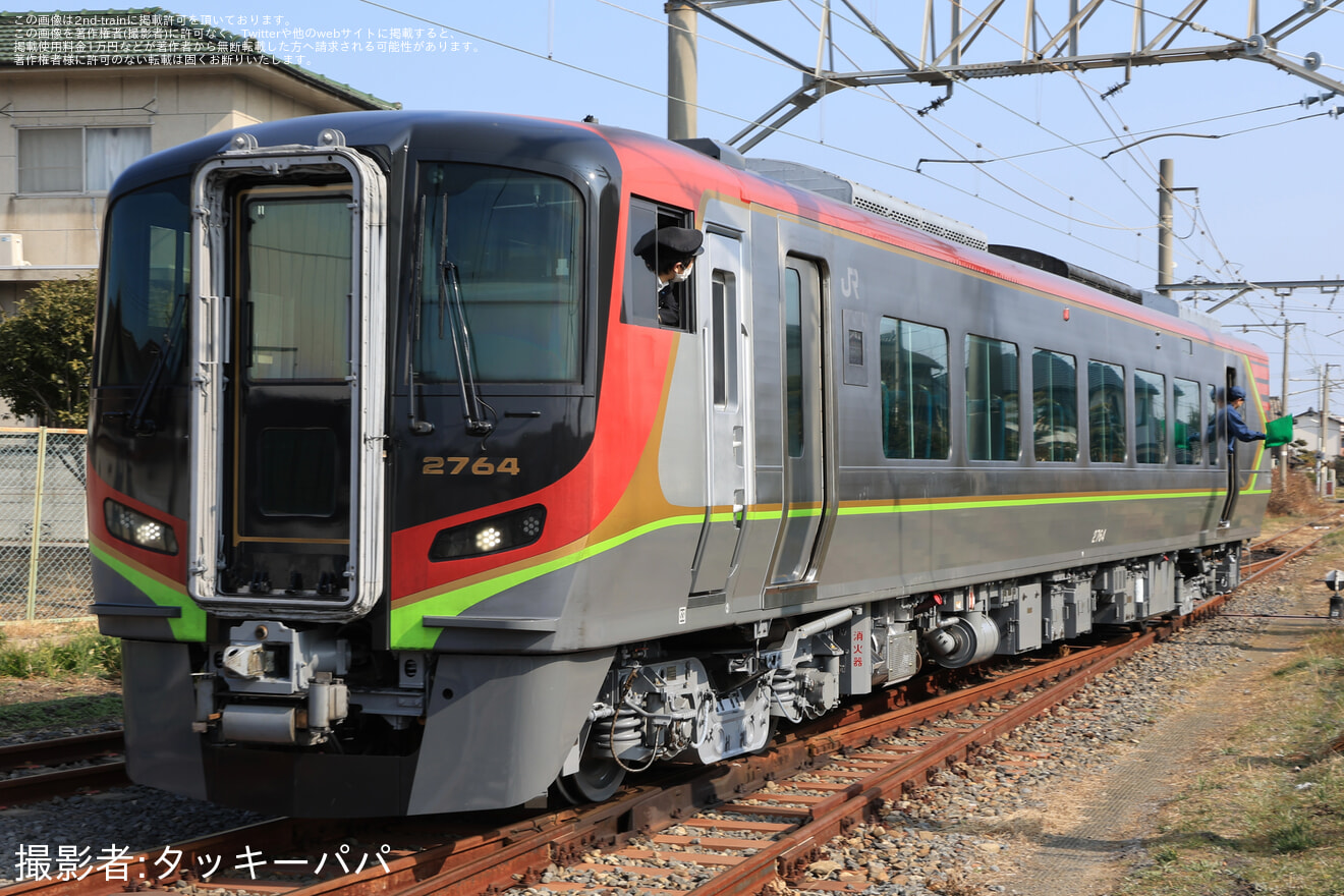 【JR四】2700系2764号車が検査を終えて多度津工場出場の拡大写真