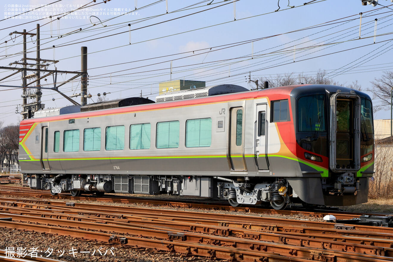 【JR四】2700系2764号車が検査を終えて多度津工場出場の拡大写真