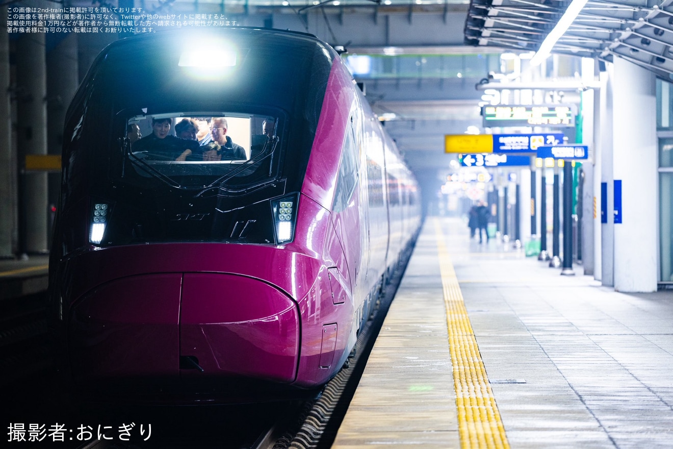 【韓国SRT】SRT向け新型高速電車EMU-320が試運転の一環として首都圏（光明）への拡大写真