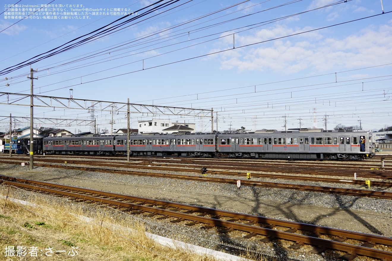 【秩鉄】5000系5002編成が復刻塗装にの拡大写真
