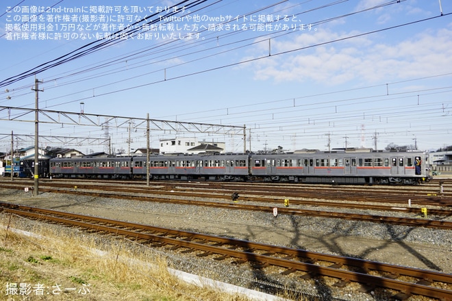 【秩鉄】5000系5002編成が復刻塗装にを不明で撮影した写真