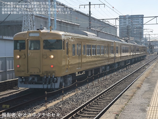 【JR西】 115系N-11編成下関総合車両所本所構内試運転を不明で撮影した写真