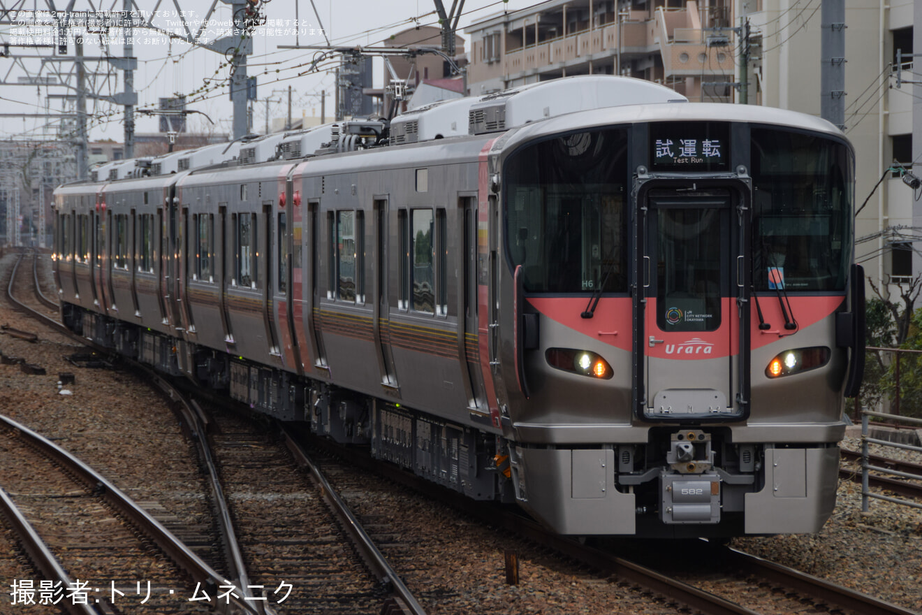 【JR西】227系H5編成+H6編成近畿車輛出場公式試運転の拡大写真