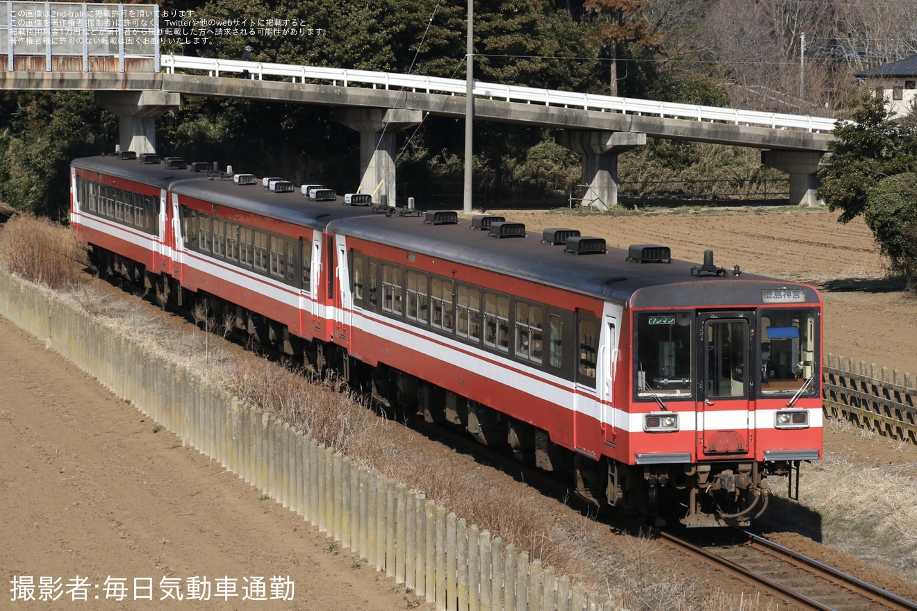 【鹿臨】Jリーグ開催に伴う増結運転で6000形オリジナル色3連で運転の拡大写真