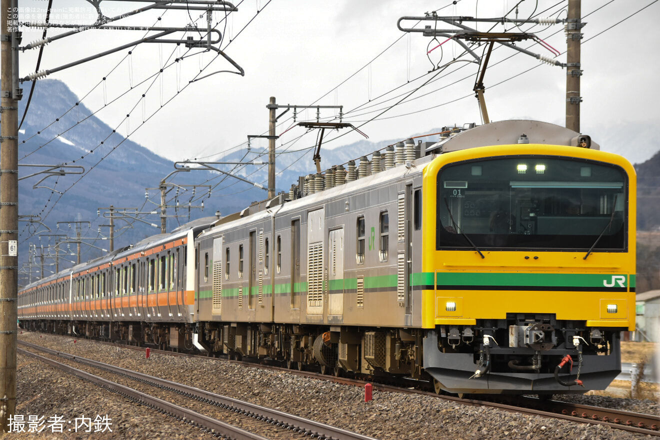 【JR東】E233系P523編成+青666秋田総合車両センター出場配給の拡大写真