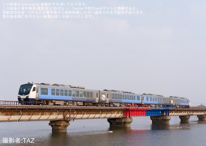 【JR東】臨時快速「なまはげ柴灯まつり号」を運行を不明で撮影した写真