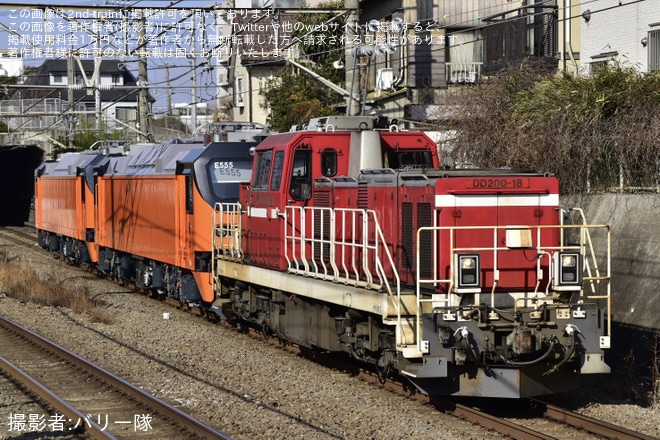 【台鉄】E500形E555+E556東芝府中事業所出場甲種輸送を不明で撮影した写真