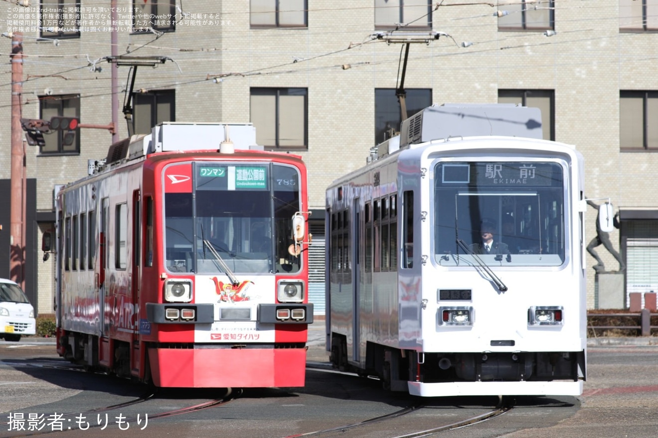 【豊鉄】市内線3504号「special white 3504号」として運行の拡大写真