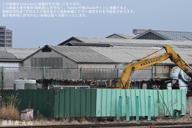 【JR東】189系N102編成のクハ189-510が解体を長野総合車両センター付近で撮影した写真