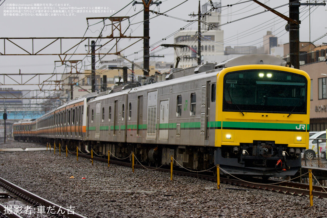 【JR東】E233系トタ青667編成+P521編成 秋田総合車両センター入場配給の拡大写真