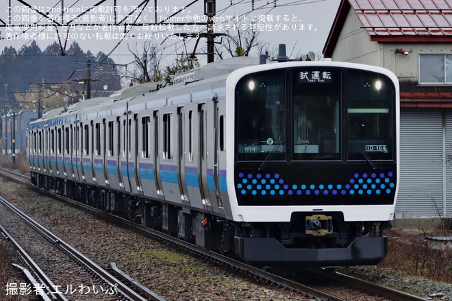 【JR東】仙石線のE131系800番台センN14編成がJ-TREC新津事業所を出場し試運転を不明で撮影した写真