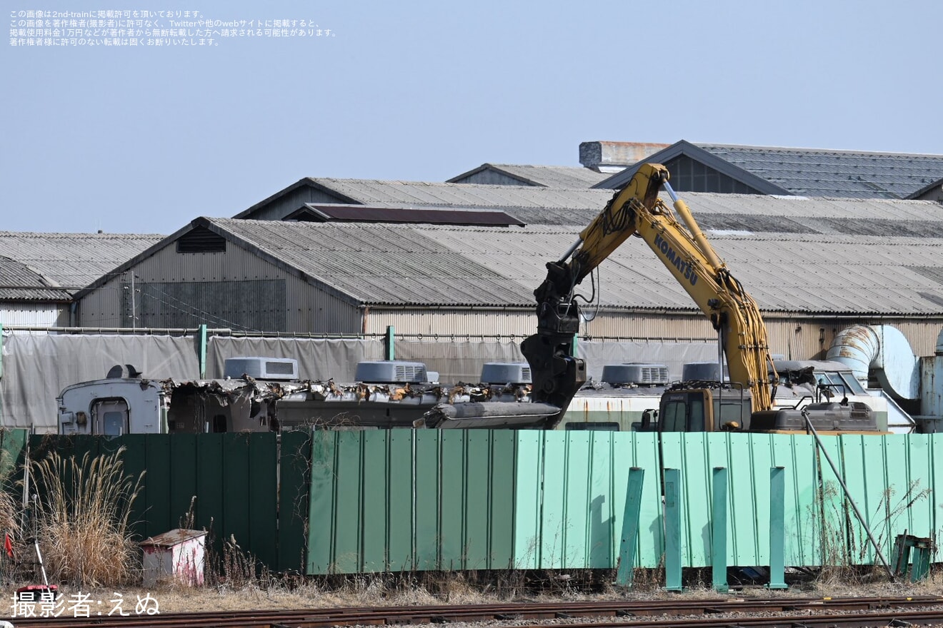 【JR東】189系N102編成のクハ189-9が解体され189系(あさま色)が横川以外から消滅の拡大写真