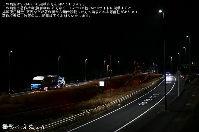 【舞浜リ】リゾートライナー (Type C)第103編成宗吾参道車両基地から陸送を不明で撮影した写真