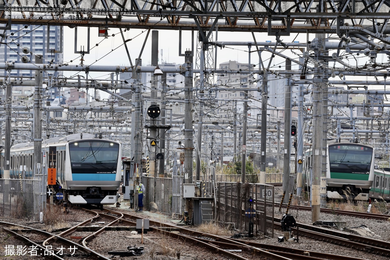 【JR東】E233系サイ101編成東京総合車両センター出場回送の拡大写真