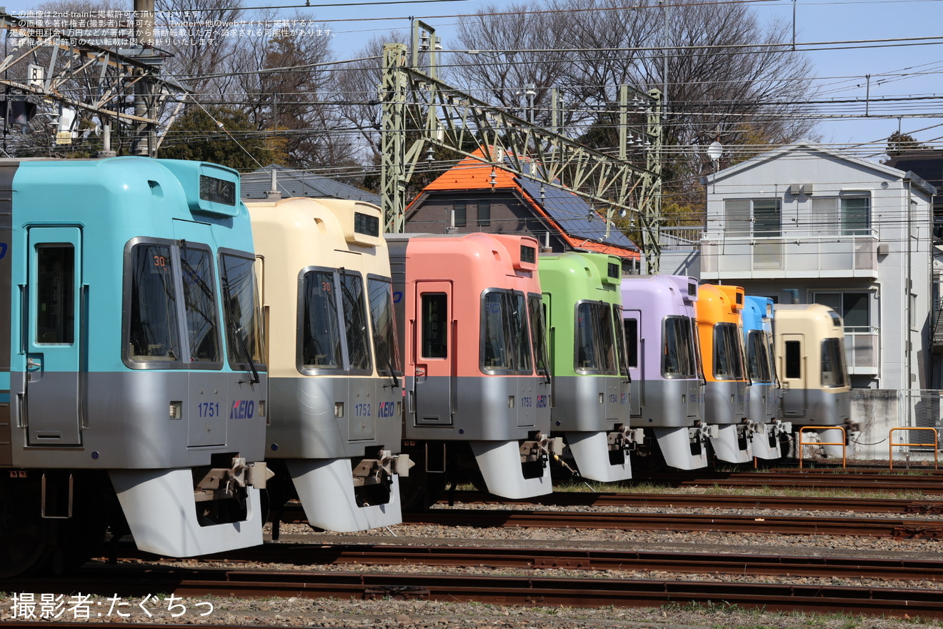 【京王】井の頭線富士見ヶ丘車両基地「1000系営業運転開始30周年記念撮影会」開催の拡大写真