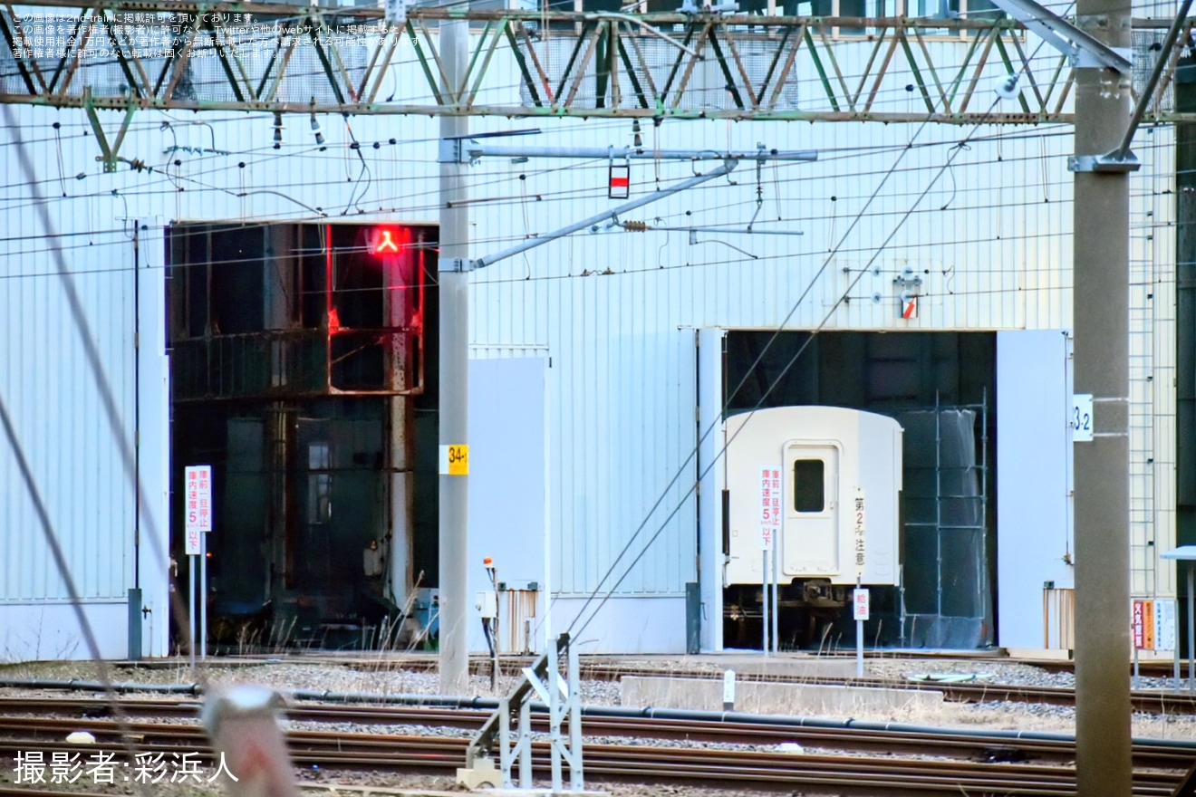 【トキ鉄】413・455系が新北陸色TOKIトレインへの塗装変更が実施中の拡大写真