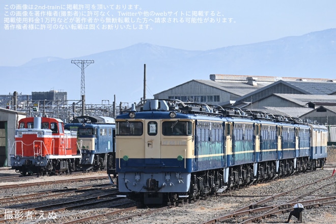 【JR東】EF65形5両が連なって留置されている様子が目撃（2枚目）