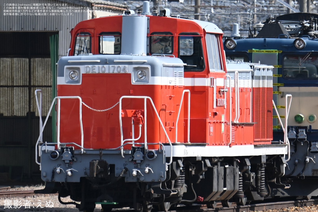 【JR東】EF65形5両が連なって留置されている様子が目撃の拡大写真