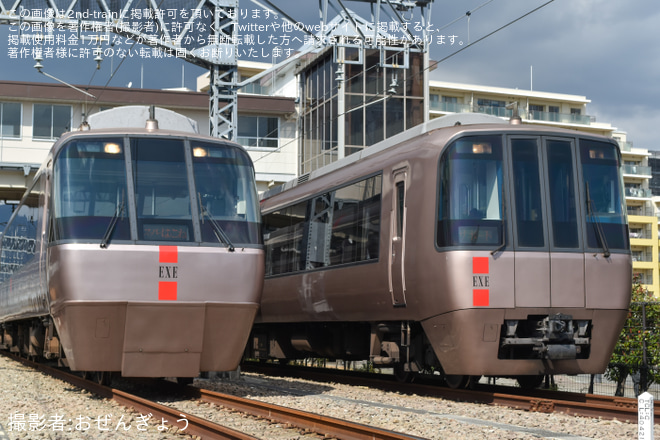 【小田急】NSE3100形ロンちゃん60周年還暦まつり＆EXE30000形未更新車撮影会IN開成車庫を開成駅で撮影した写真