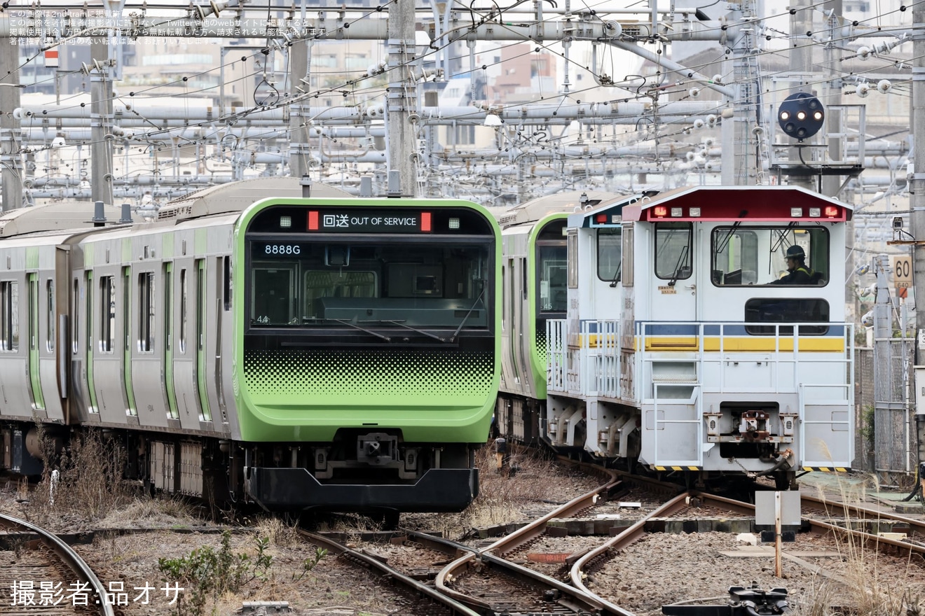 【JR東】E235系トウ44編成東京総合車両センターから出場の拡大写真