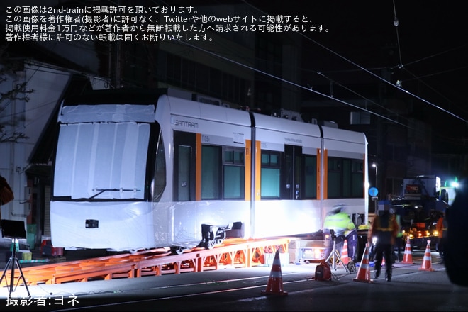 【地鉄】T100形5次車「サントラム」T105号車の陸送・搬入（3枚目）