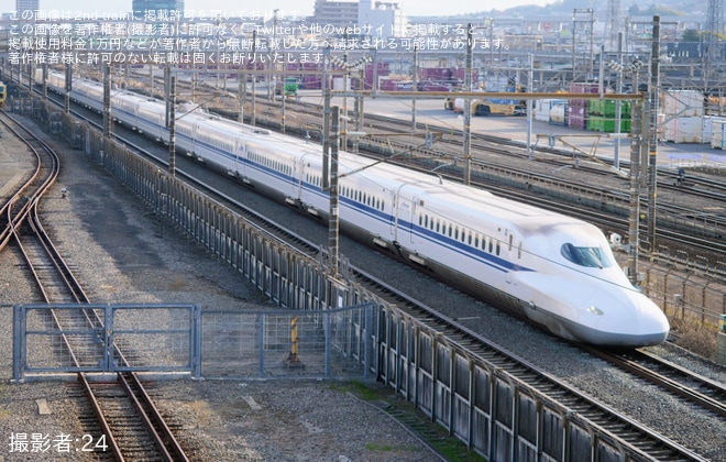 【JR海】N700A(スモールA)X56編成が浜松工場へ廃車回送を不明で撮影した写真