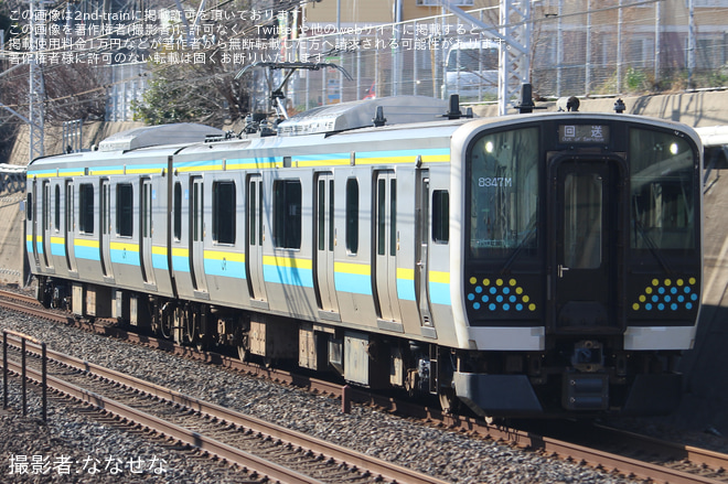 【JR東】E131系R04編成大宮総合車両センター出場回送を不明で撮影した写真