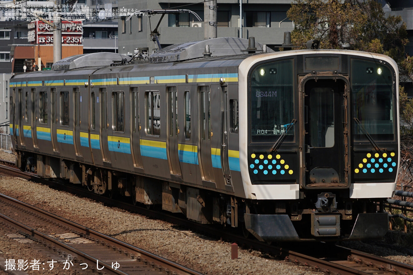 【JR東】E131系R04編成大宮総合車両センター出場回送の拡大写真