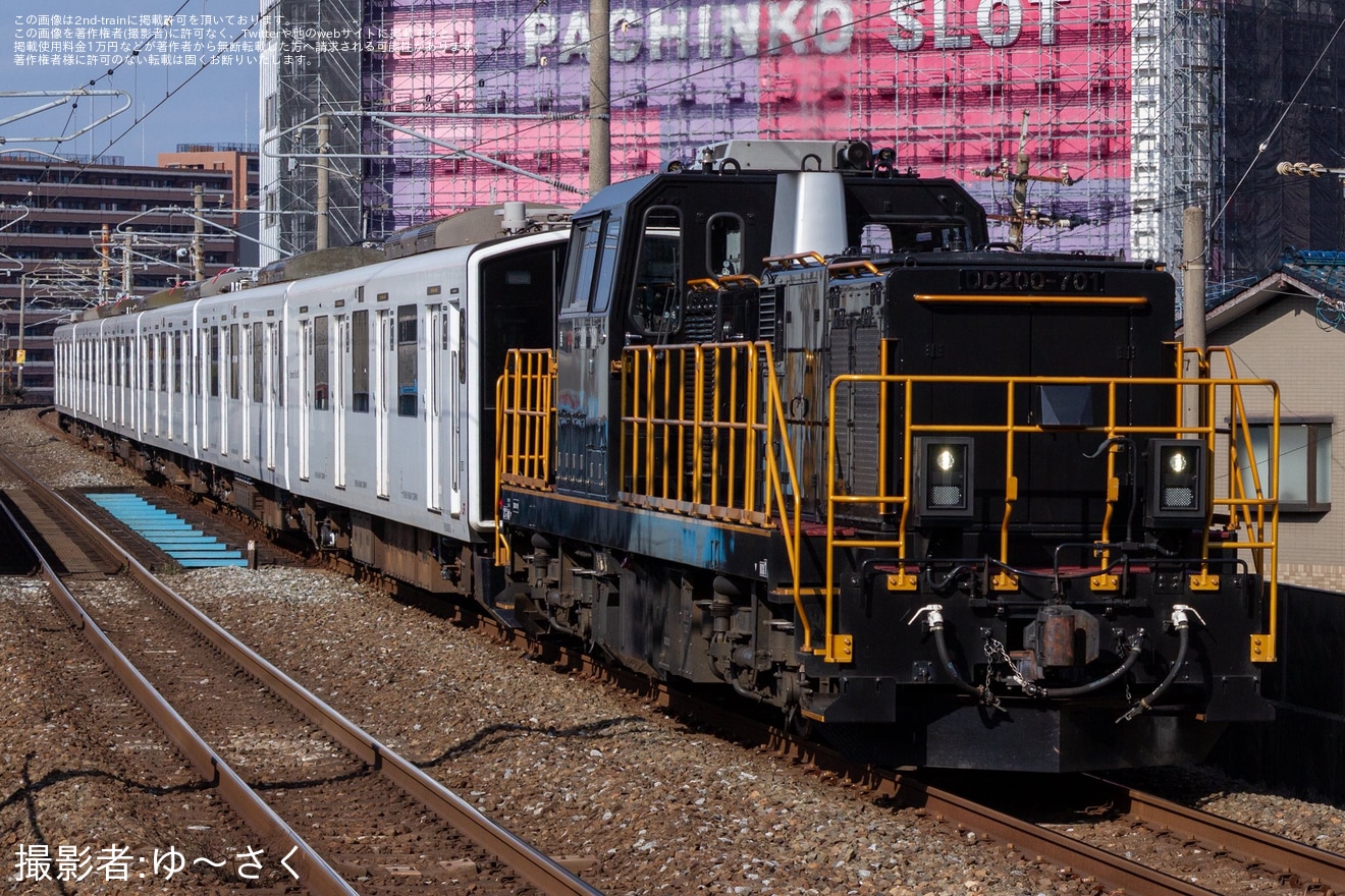 【JR九】305系W6編成が小倉総合車両センター出場配給の拡大写真