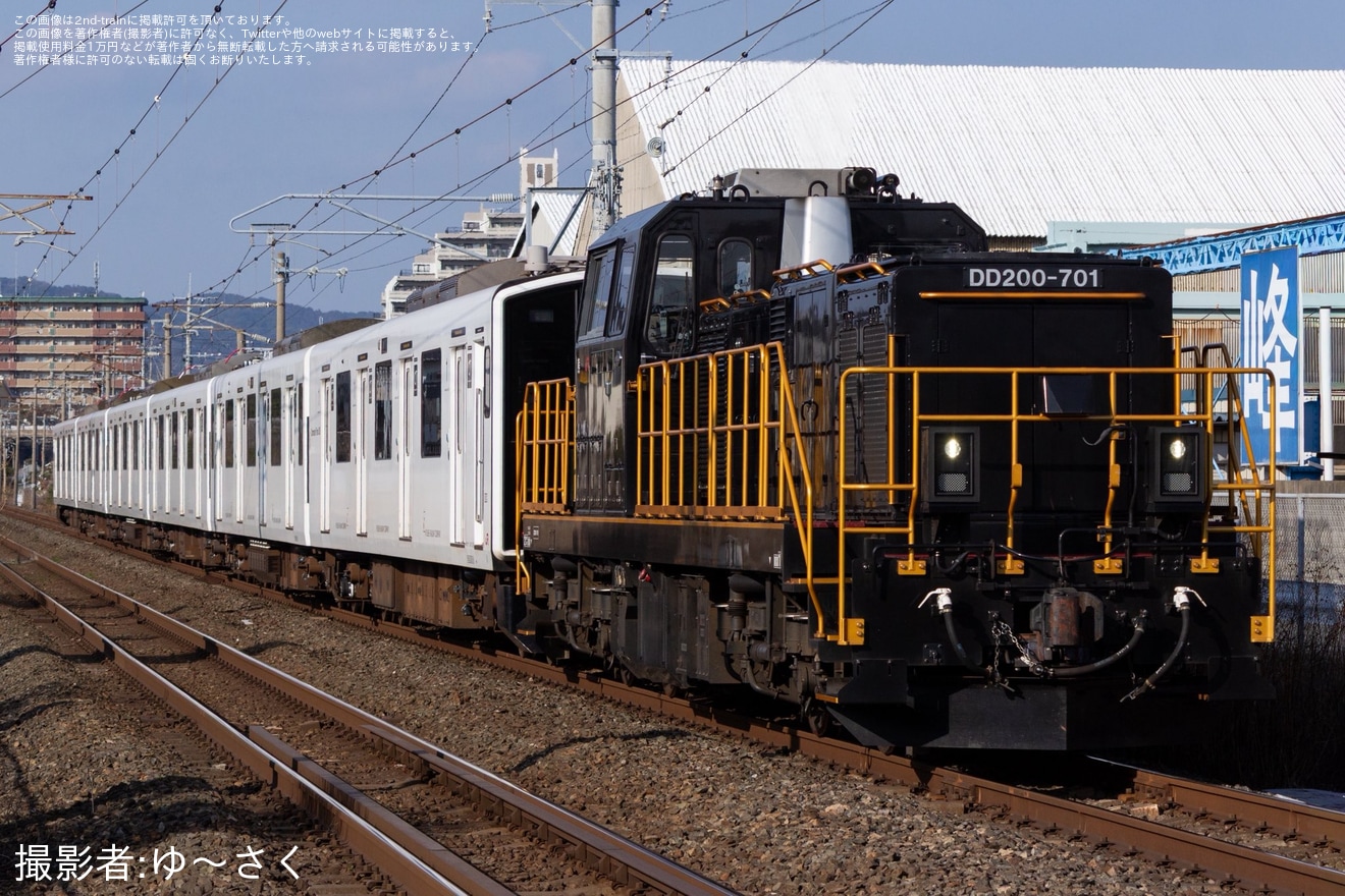 【JR九】305系W6編成が小倉総合車両センター出場配給の拡大写真
