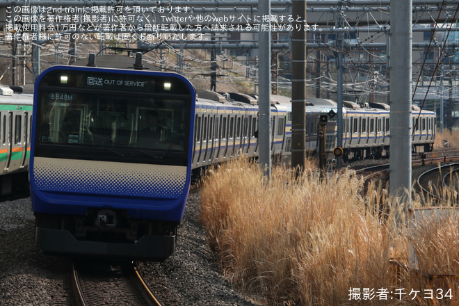 【JR東】E235系クラF-18編成 東京総合車両センター入場回送を不明で撮影した写真