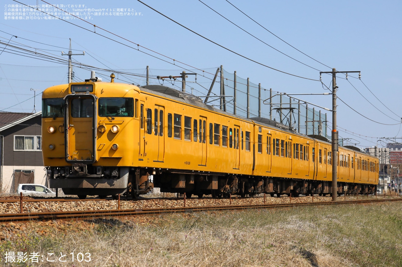 【JR西】115系A-07編成廃車回送の拡大写真