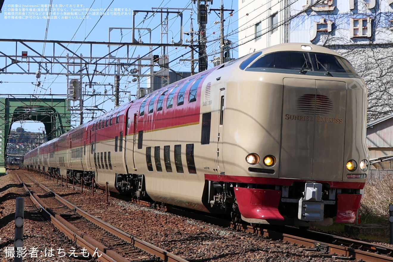 【JR海】285系I4編成+I3編成名古屋打ち切りに伴う日中回送の拡大写真