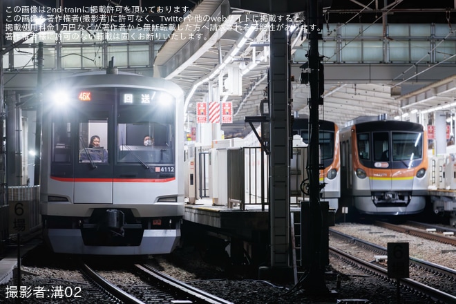 【東武】50070型51073Fを東急5050系4112Fが救援し回送を不明で撮影した写真