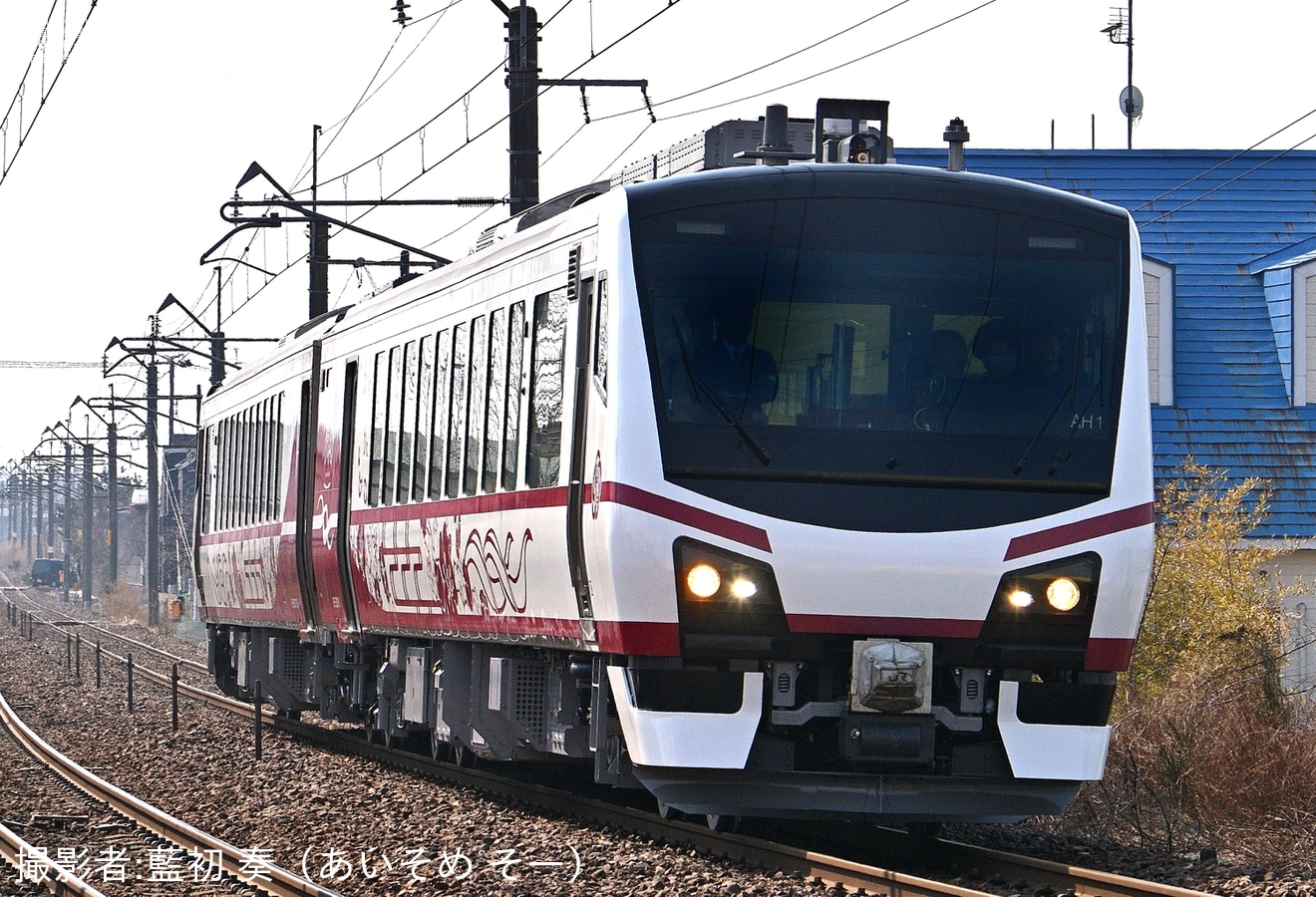 【JR東】HB-E300系 AH1編成 「ひなび」秋田総合車両センター出場本線試運転の拡大写真