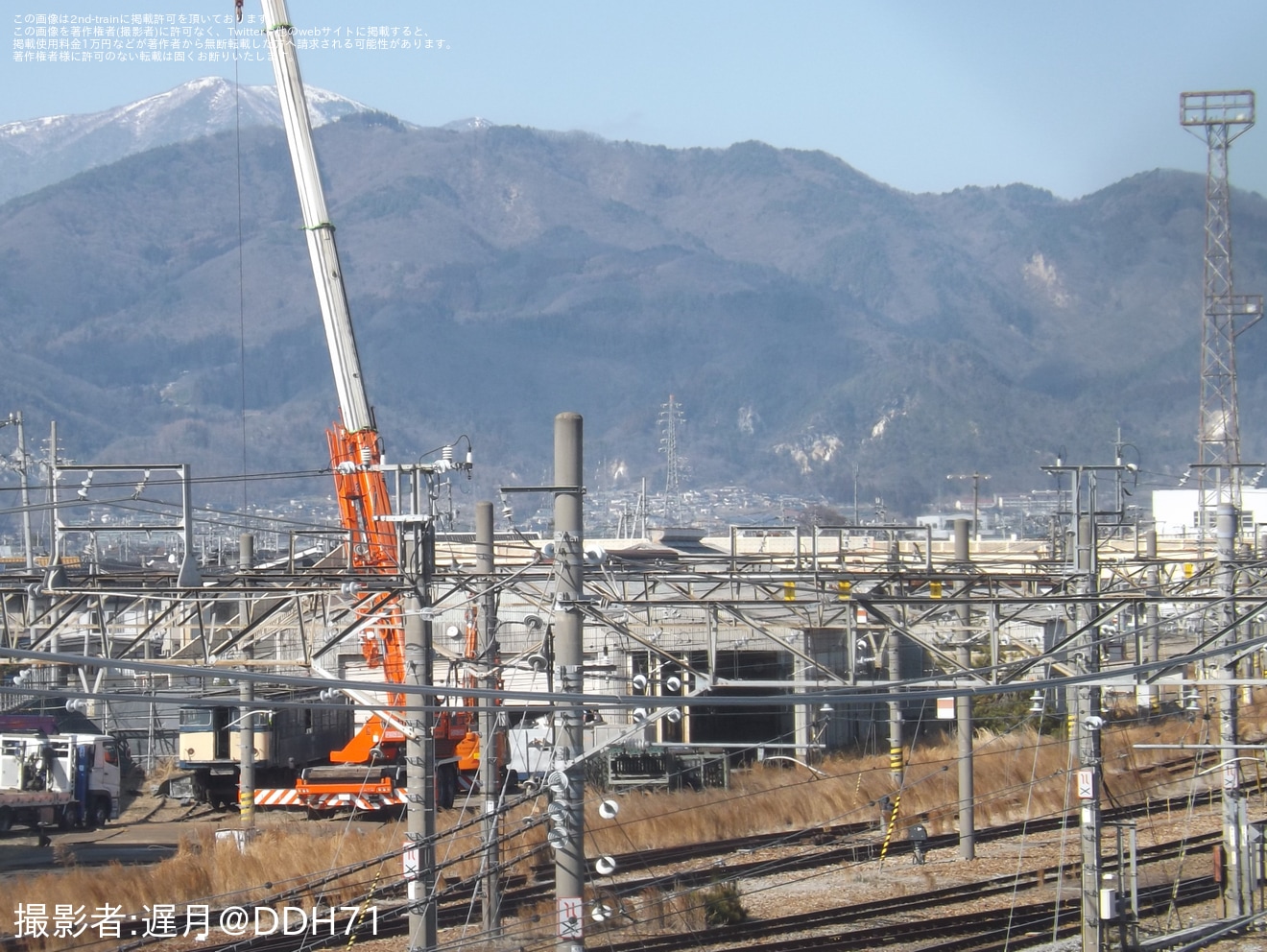 【JR貨】EF62-7が篠ノ井で解体の拡大写真