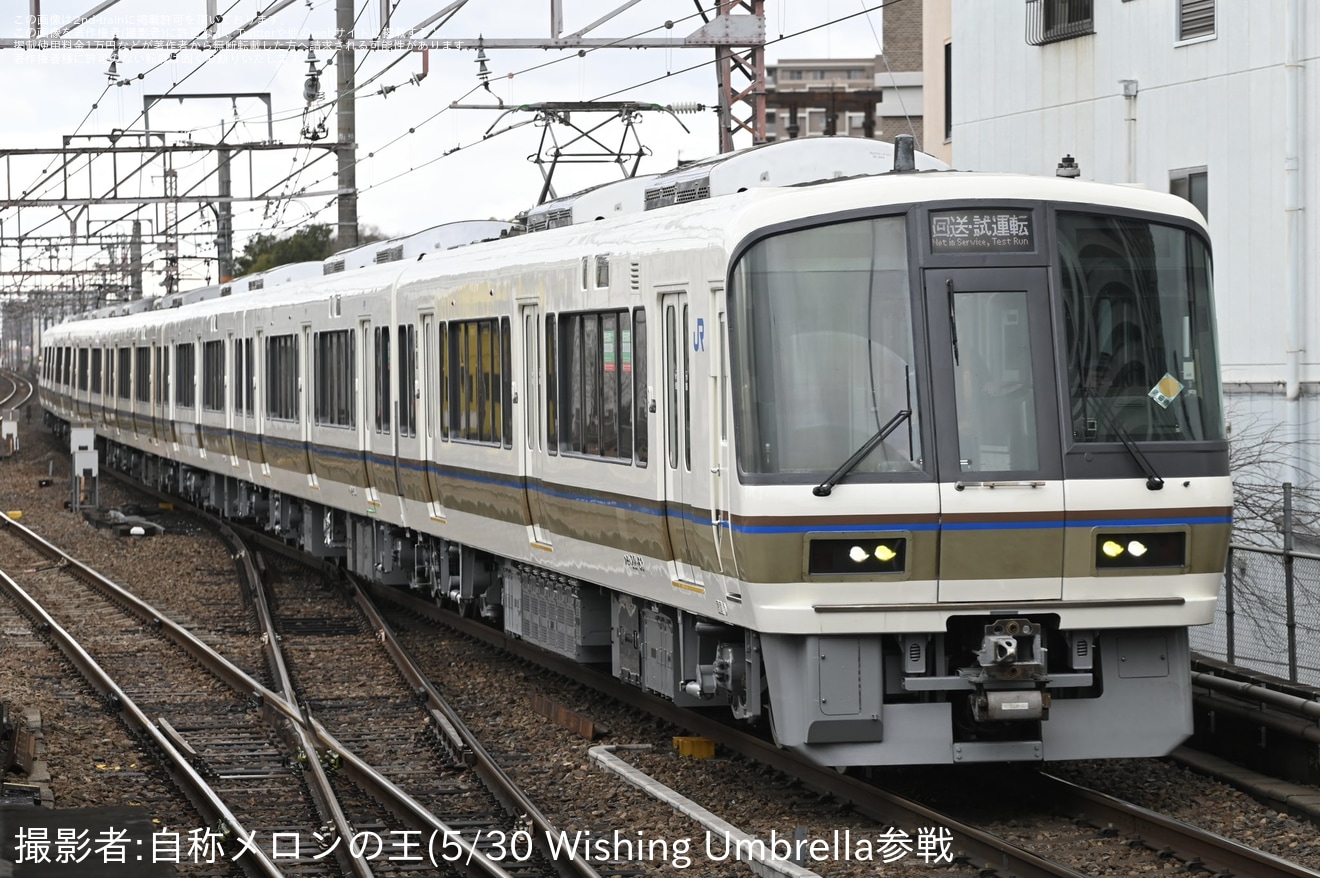 【JR西】221系NB808編成吹田総合車両所本所出場試運転の拡大写真