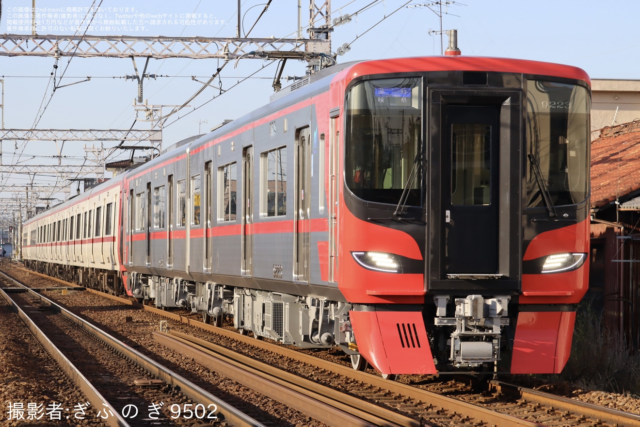 【名鉄】9100系9123Fが営業運転を開始の拡大写真