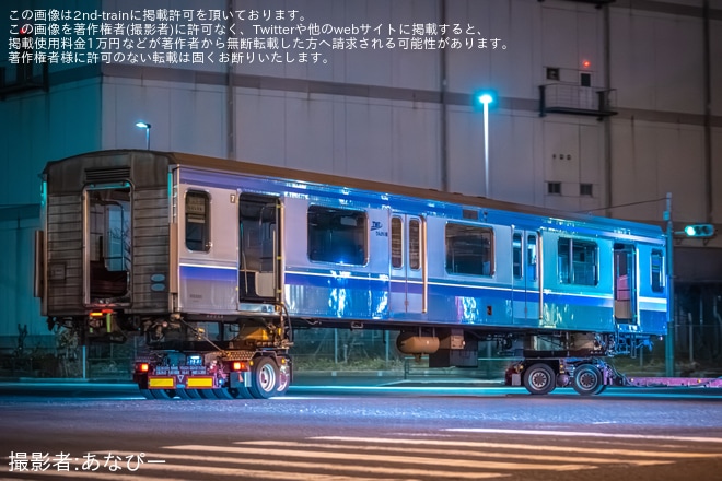 【東臨】りんかい線の70-000形Z10編成中間車が廃車陸送（2枚目）