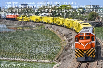 【台鉄】 台中港線でPlasser & Theurer製の新型保線車両7両が出港回送、PBR400型も初登場