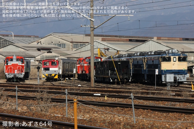 【JR東】長野総合車両センターで解体されずに残っているモハE216-2080の構内入れ換えが目撃（2枚目）