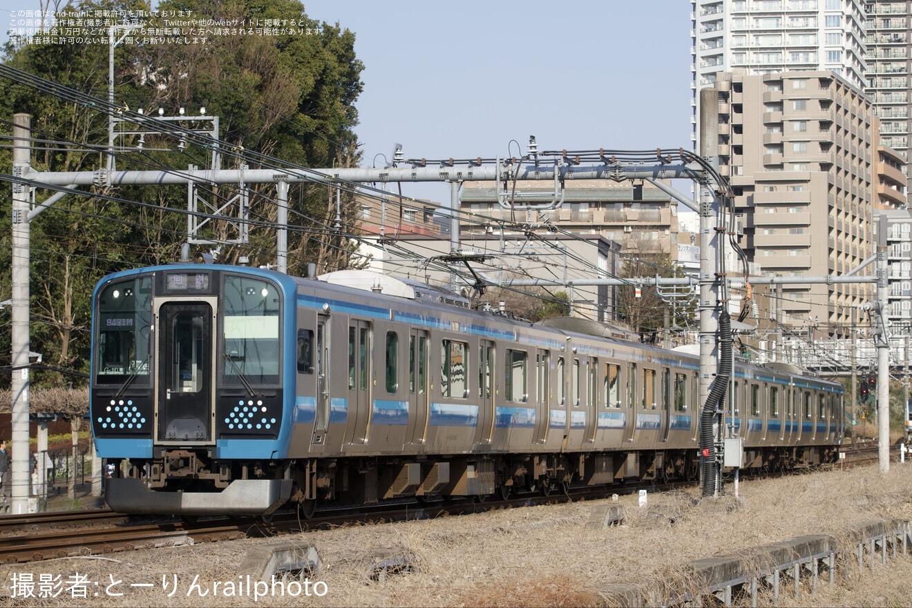 【JR東】E131系コツG-10編成が中央本線を塩尻・松本方面へ回送の拡大写真