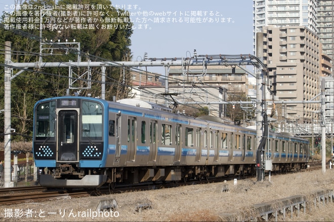 【JR東】E131系コツG-10編成が中央本線を塩尻・松本方面へ回送を不明で撮影した写真