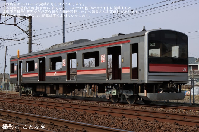 【JR東】内装が解体済みの205系M5編成が入換をしている様子が目撃を秋田総合車両センター付近で撮影した写真