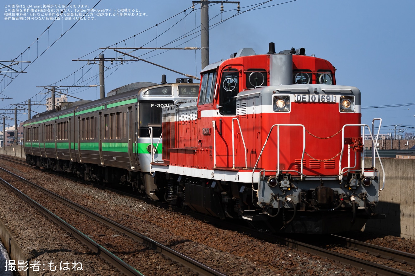 【JR北】721系F-3021編成苗穂への拡大写真