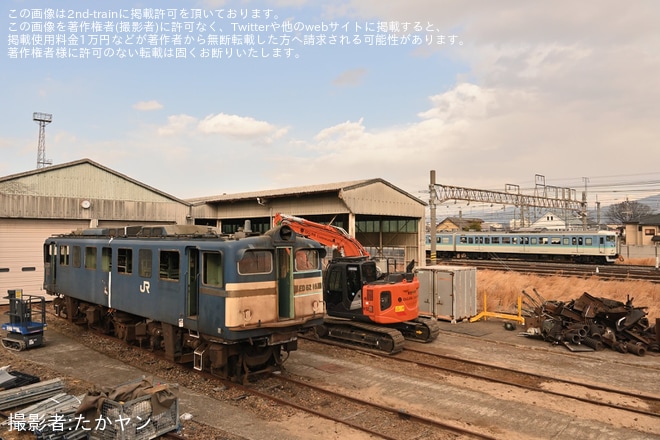 【JR貨】塩尻機関区篠ノ井派出でED62-16の解体・搬出が確認されるを塩尻機関区篠ノ井派出付近で撮影した写真