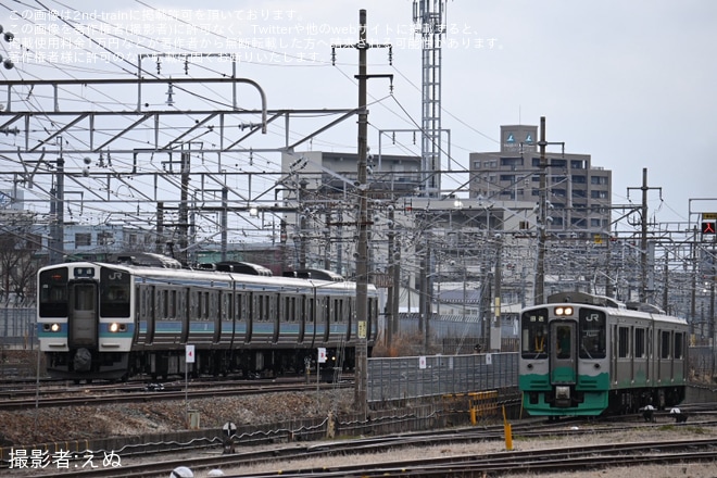 【トキ鉄】前面JRマークが復活したET127系V7編成が長野総合車両センター出場し回送を不明で撮影した写真