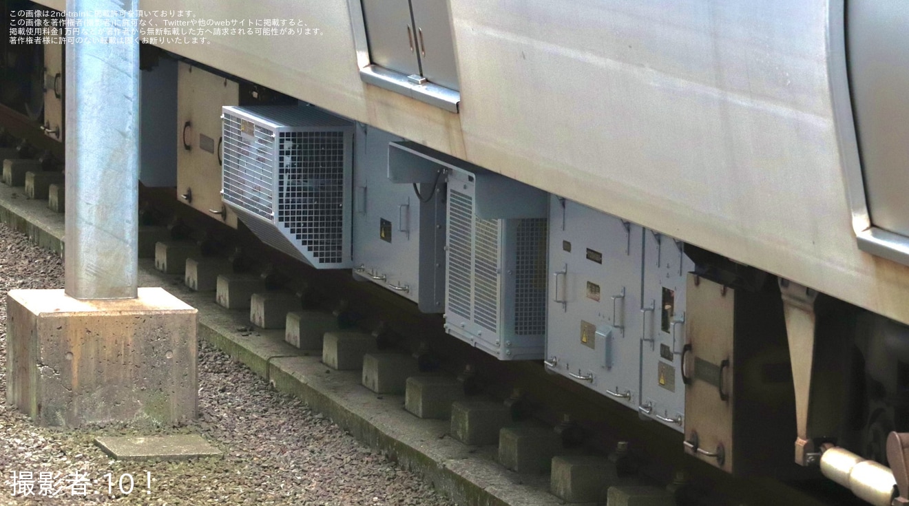 【TX】TX-1000系TX-1101F(トップナンバー)機器更新を終えて出場試運転の拡大写真